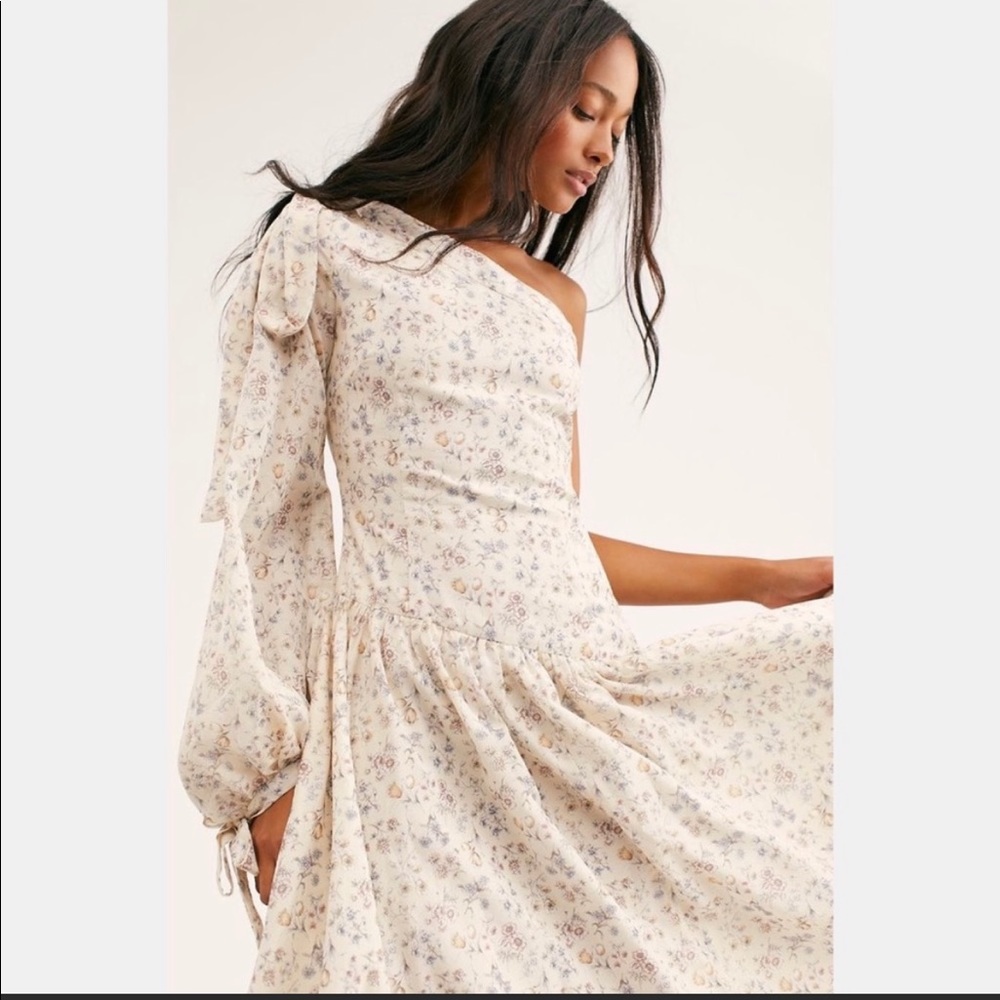 Petersyn Belinda Dress